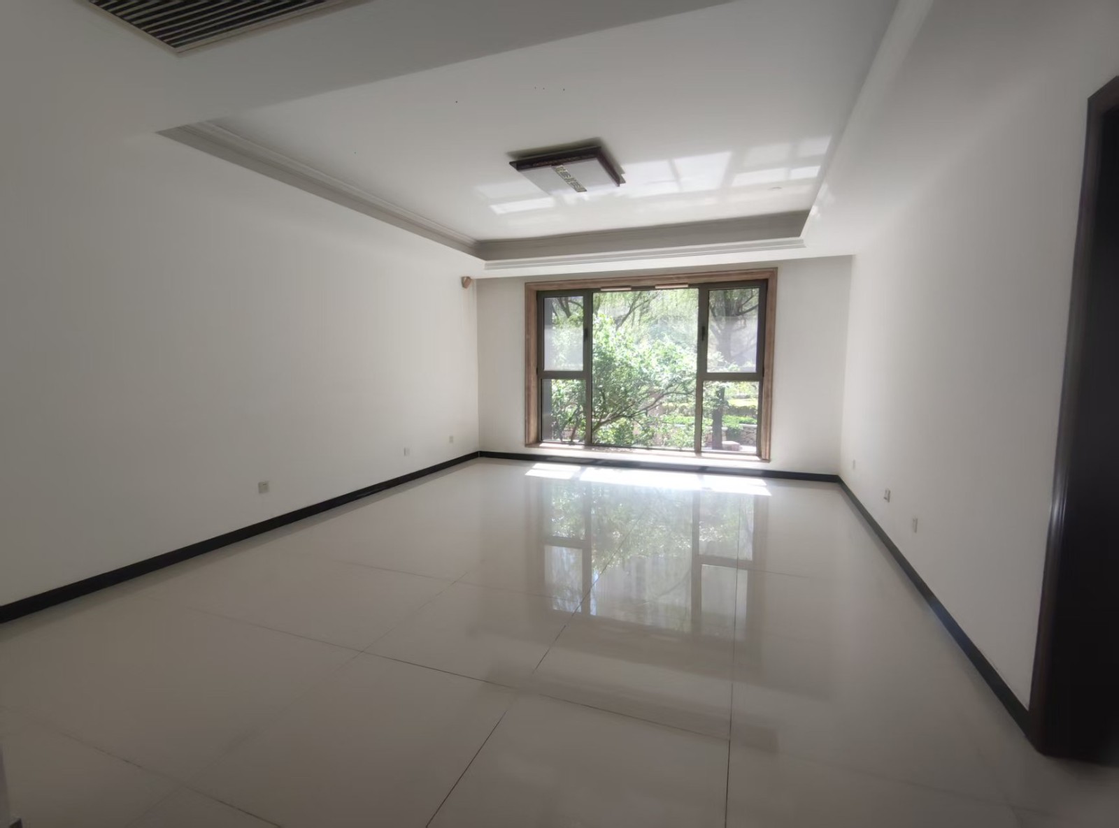 /Upload/Product/29c79bf4049e469dae4338414b1db63d.jpg?width=200&height=148&bgcolor=fff