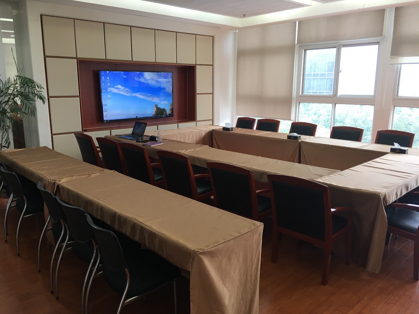 /Upload/Product/3999a93cc9e549bb84d47a7473a75b1c.JPG?width=272&height=203&bgcolor=fff